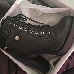 Stylish Black Lace-Up Boots for Women